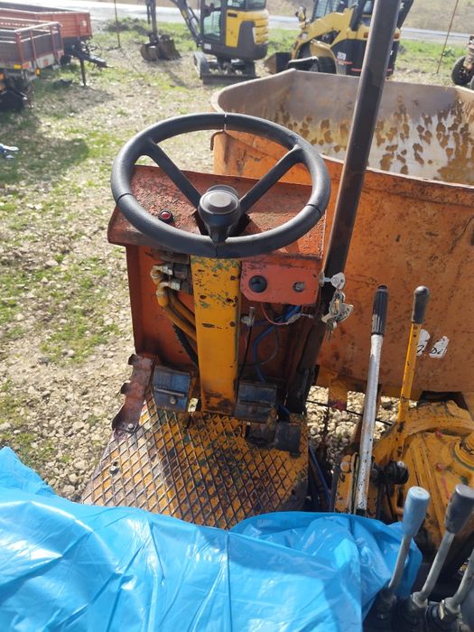 Dumper  1 metru cub