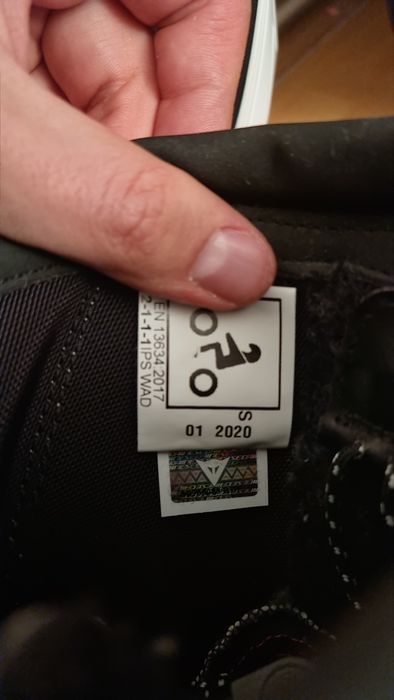 Dainese Torque 3 Out - cizme moto Negru/Alb/Roșu