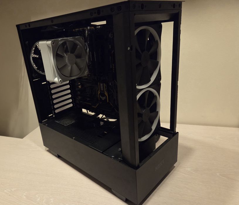 PC Z370 8600k 16gb 550w