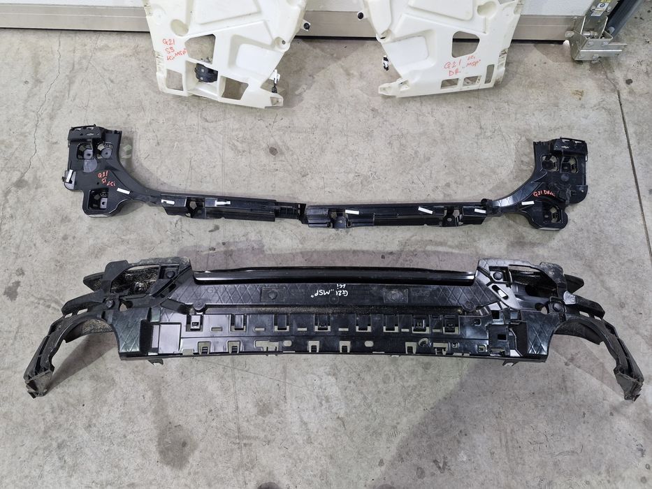 Prinderi bara spate scuturi spate lateral bmw G20 G30 G01 G26 G21 G21