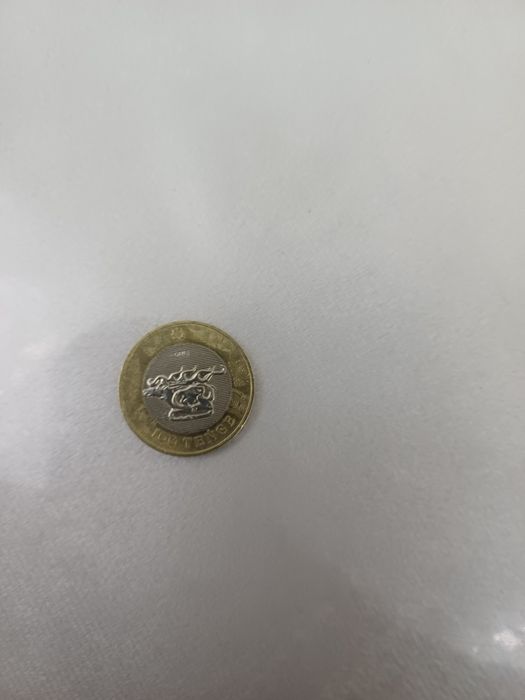 Продаю монету 100 тг