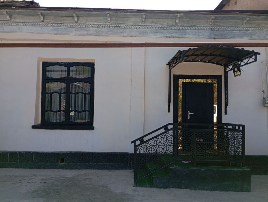 Участка сотилади 3.соток файзли махаллада,дурмон аргинда