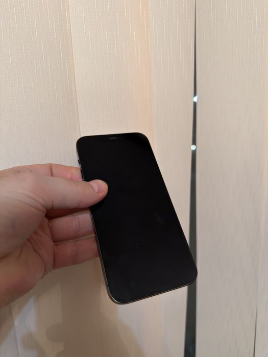 iphone 12 pro продам