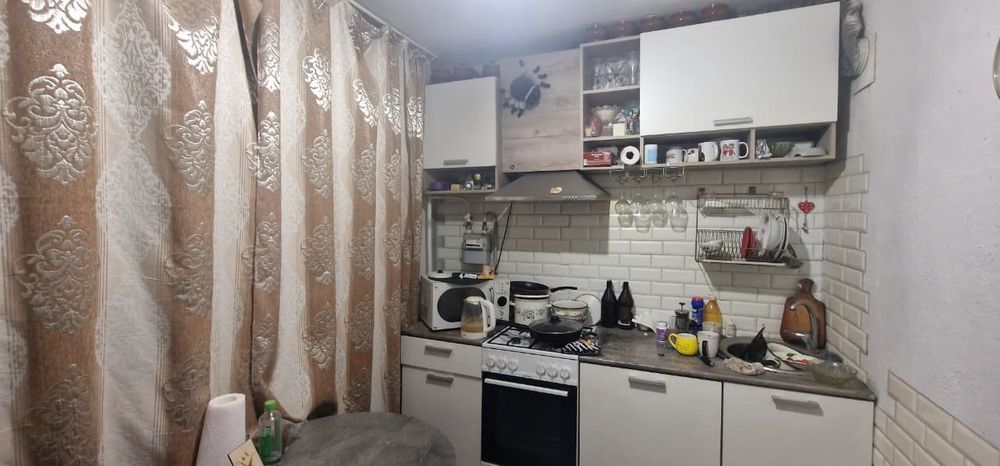 Продам 1-ком кварт 20 мкр-не