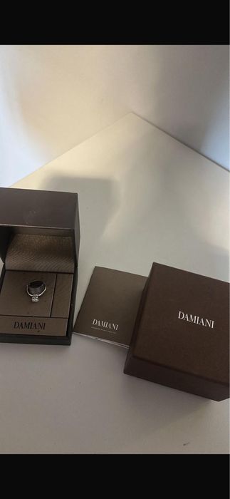 Damiani кольцо оригинал с бриллиантом