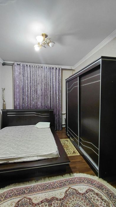 Sergeli moshina bozori yonida