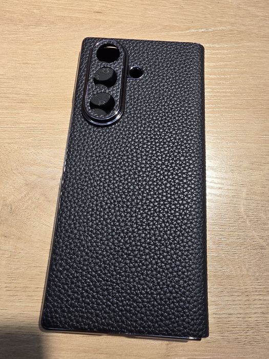 Продам чехол z fold 7