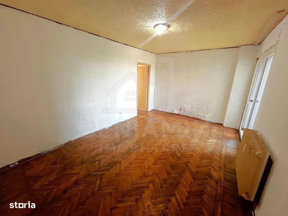 4 Camere-Calea Bucuresti-Rotonda-Spital Neuro-2 Bai-77mp-Liber — fotografia 1