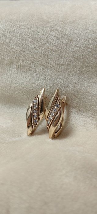 Серьги золотые ЖанТаС ломбард Астана