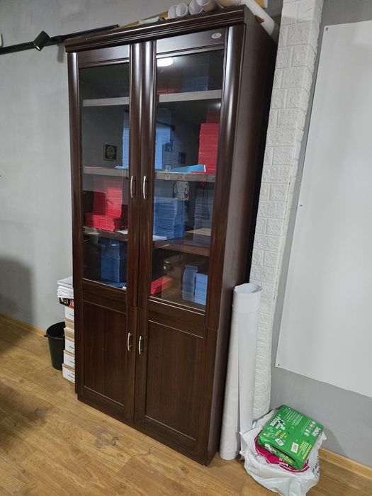 Продам стол кабинет