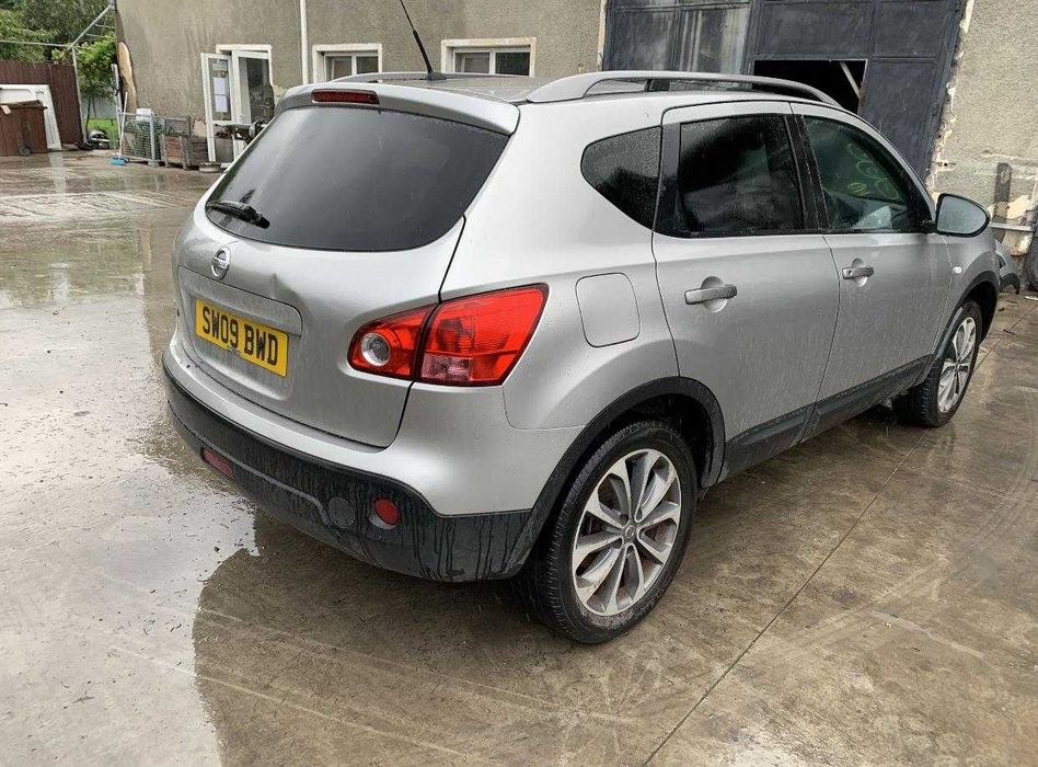 Piese  Nissan Qashqai 2.0 benzina  , 4 x 4