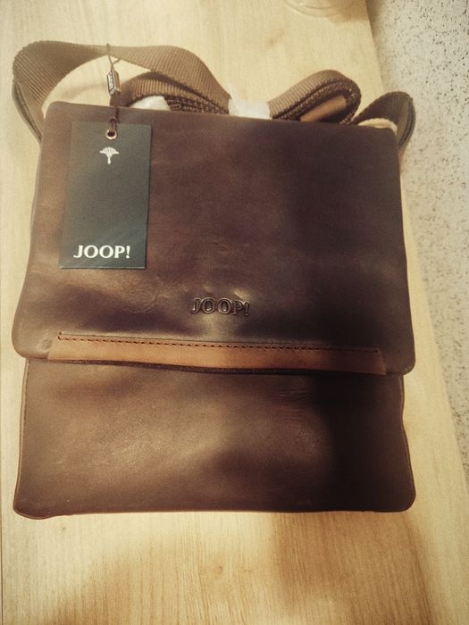 Мъжка чантичка кожена Joop