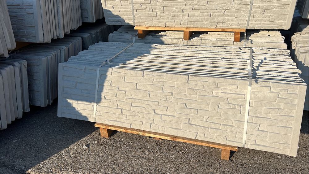 Gard placi si stalpi beton