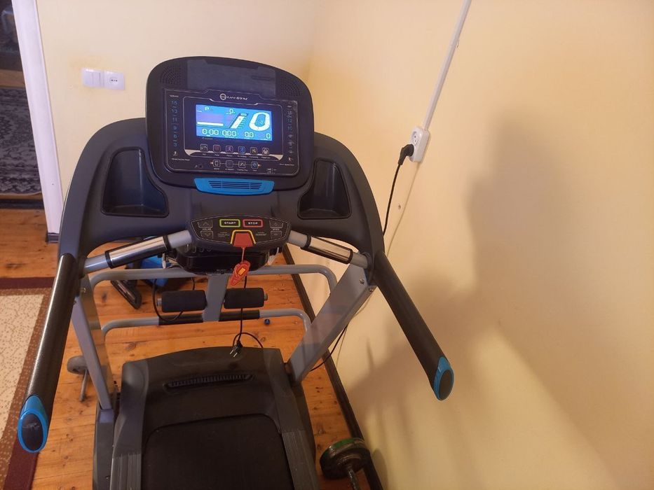 Беговая дорожка сатылады