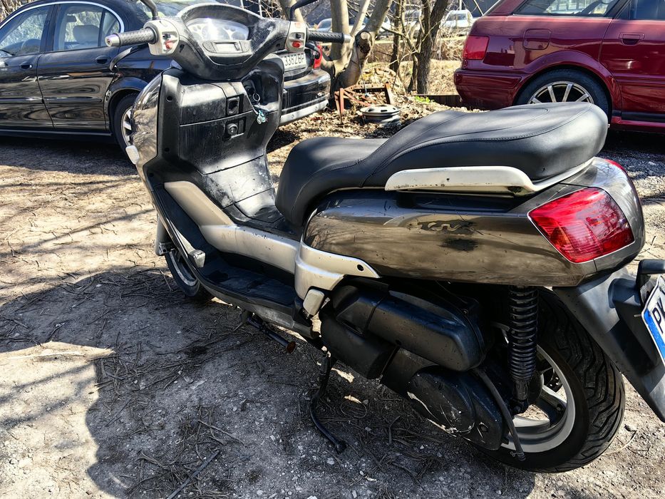 Скутер YAMAHA versity 300
