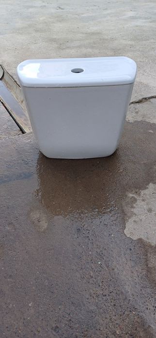 Продаётся бачок от унитаза