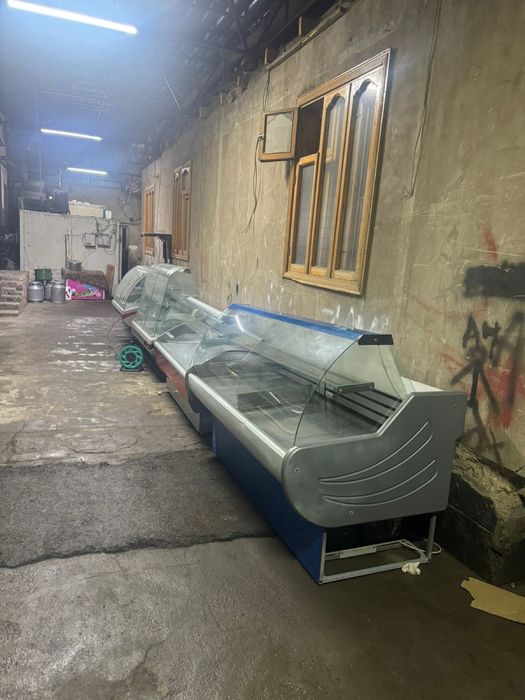 Витринные холодильники