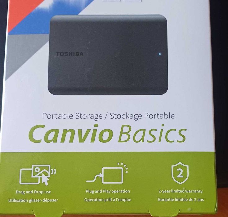 Продается Toshiba canvio basics 1tb hdd