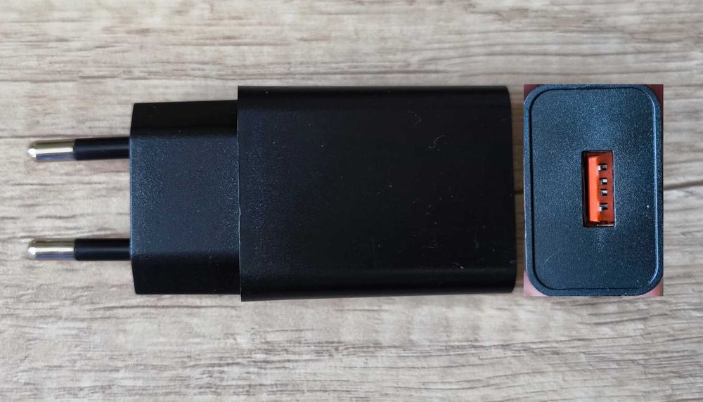 Incarcatoare de retea cu mufa USB