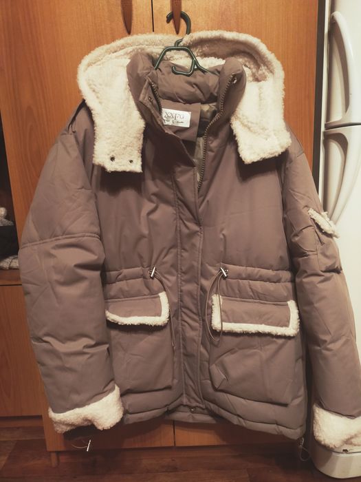 Продам демисезонную куртку 52-54