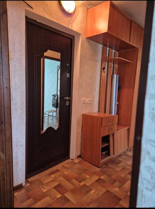 Продам 2к.кв. рядом БСМП. 4-этаж