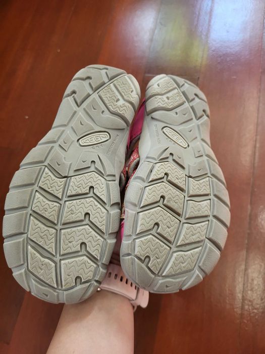 Детски сандали Keen за момиче 31 номер