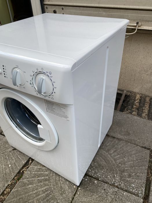 Мини пералня Електролукс Electrolux