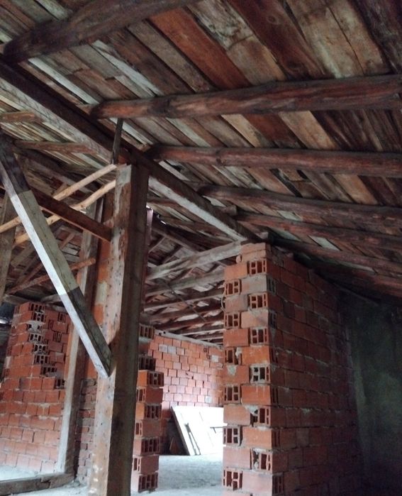 Продава къща в с.Бабино общ.Бобов дол