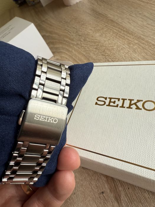Seiko Presage Style 60s SRPK61J1 Crown Chronograph Limited Edition
