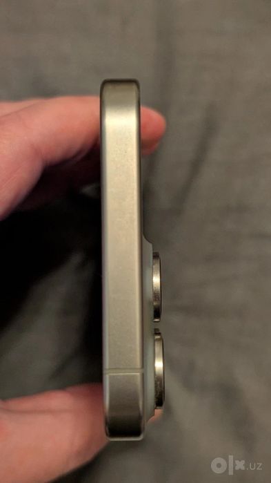 iPhone 15 Pro Max titan 256GB