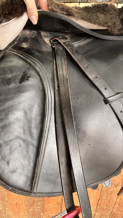 Седло спортивное для лошади