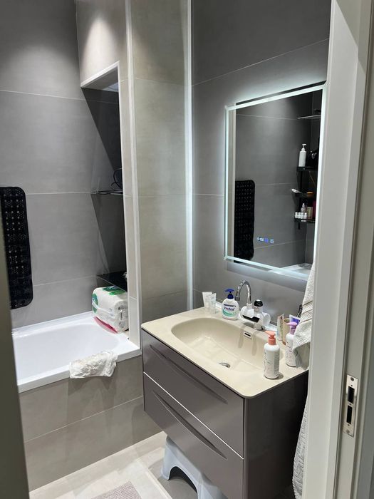 Продается 3х комнатная квртира в ЖК Авиасозлар Плаза (RV)