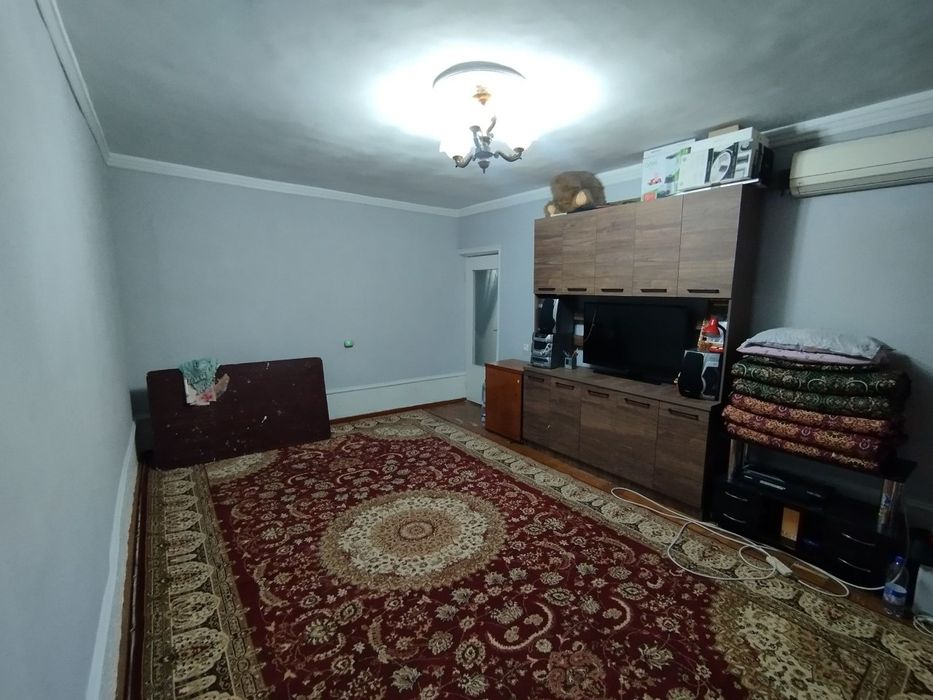 Uy sotiladi || Продаётся квартира