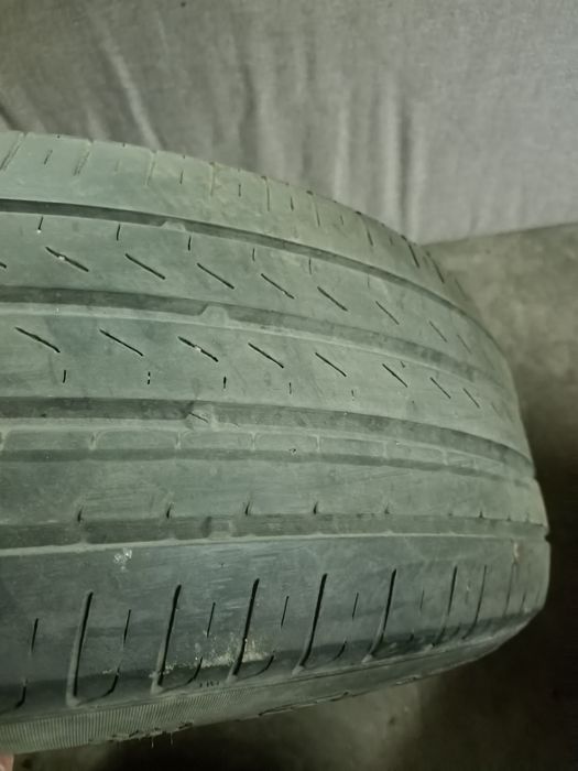 Шына 215/60 R17 продам