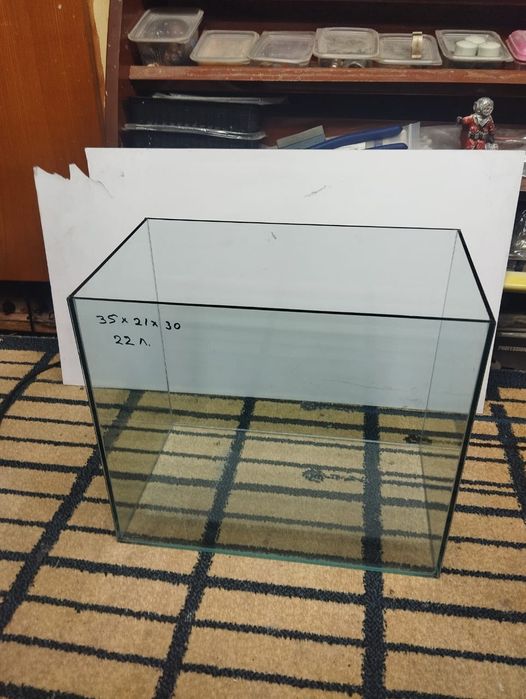 Продам новый аквариум на 22 литра