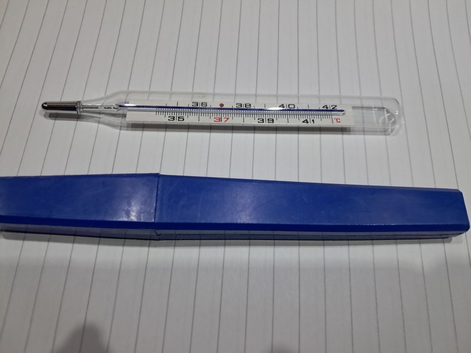 Vand termometru medical