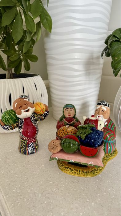 Статуэтки сувениры