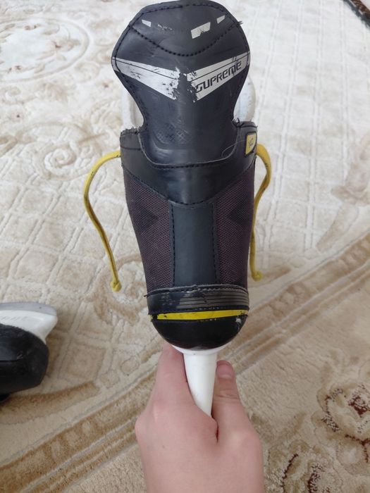 Продам коньки б/у Bauer