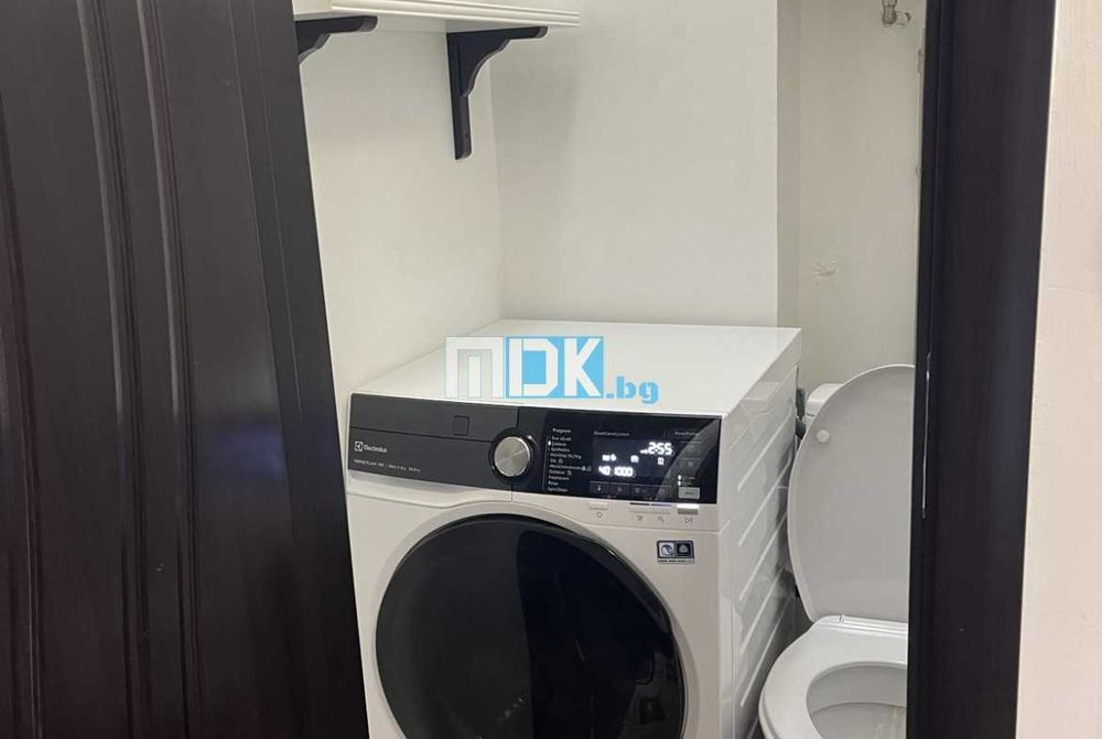 Дава се под наем Тристаен апартамент в Пловдив, Въстанически - 105 кв.м за 510 € - Снимка #14