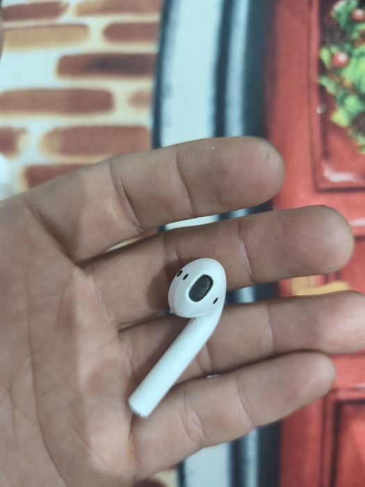 Vând căști airpods 2