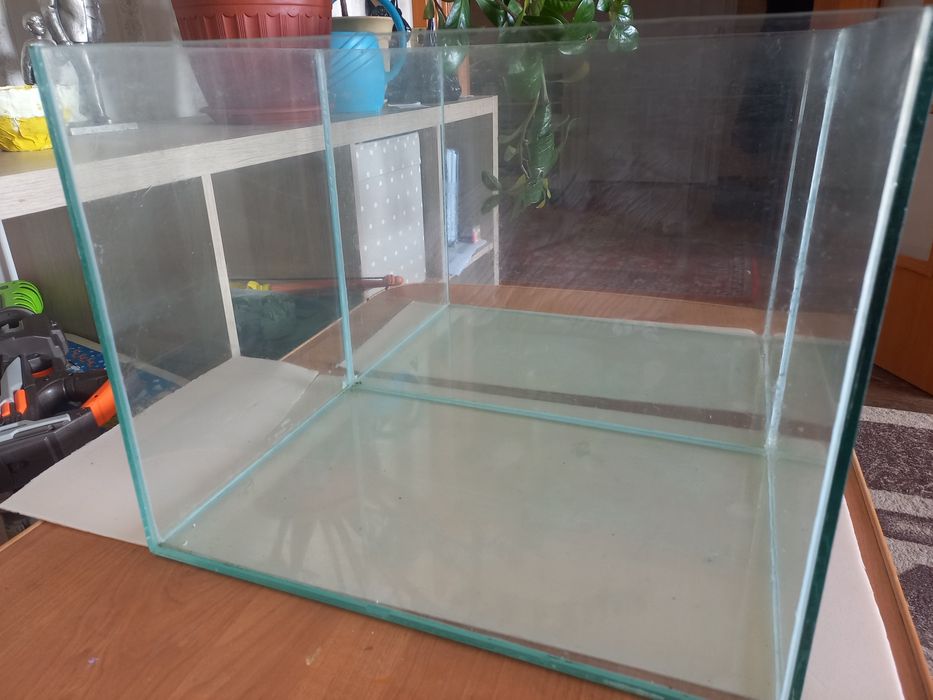 Продам 100л аквариум