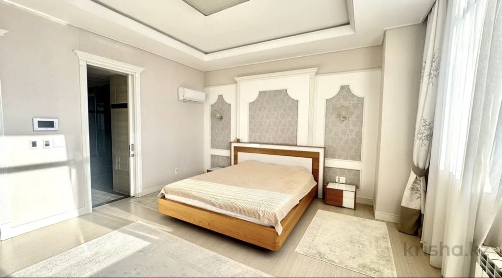 Кровать с тумбами