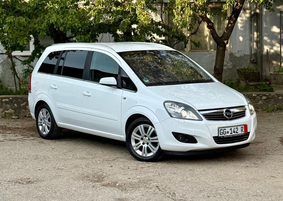 OPEL Zafira 2010 — imagine 2