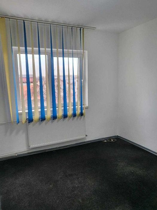vand apartament 2 camere cf 1 - garaj -  republicii - c-tin brezeanu