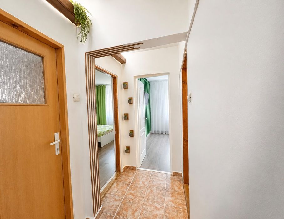 Vând apartament cu 2 camere