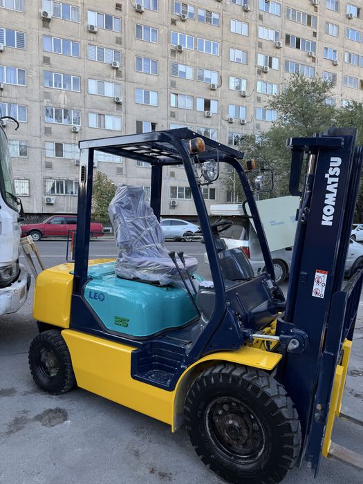 Вилочный погрузчик