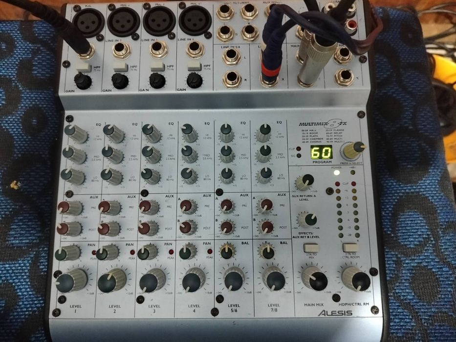 Alesis Multimix 8 FX