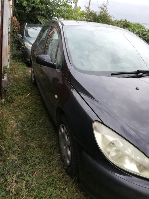 Пежо 307  2 броя на части 2002 1.6 HDI 109коня и 2.0hdi 90коня и 110ко