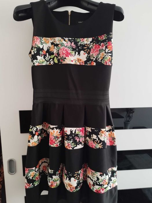 Рокля р-р с-м...