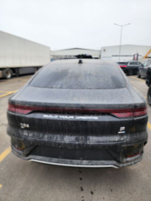 BYD HAN 2026 model 635 km.